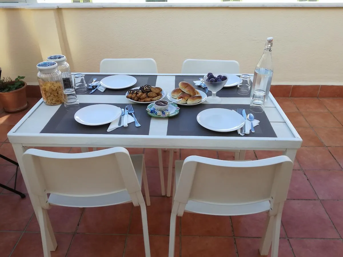 לינה וארוחת בוקר פלרמו La Terrazza Del Sole B&B